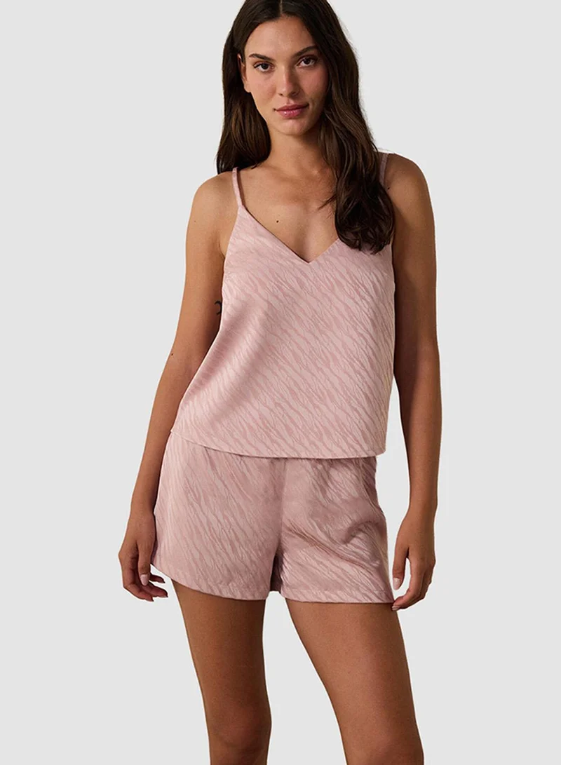 بنتي Emma Satin Zebra Patterned V-Neck Shorts Pajama Set